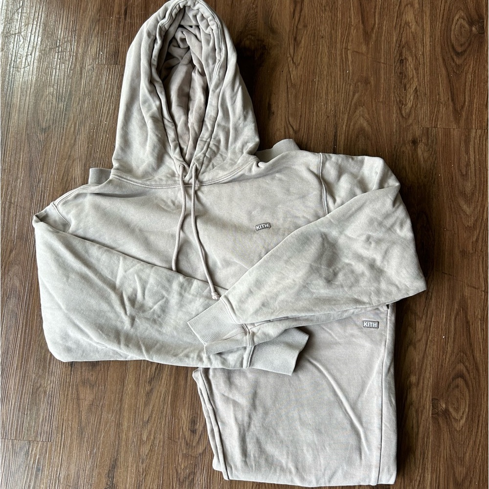 Kith sweatsuit